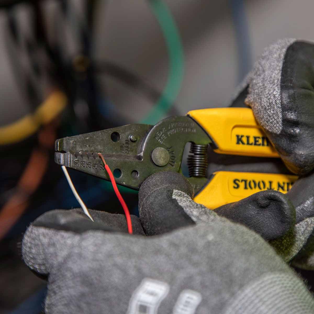 CLC Four Pocket Multi-Purpose Tool Holder from GME Supply