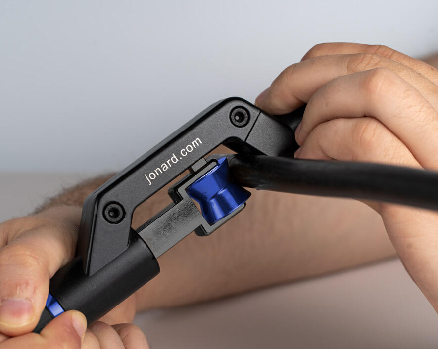 Jonard CableSaber Plus from GME Supply
