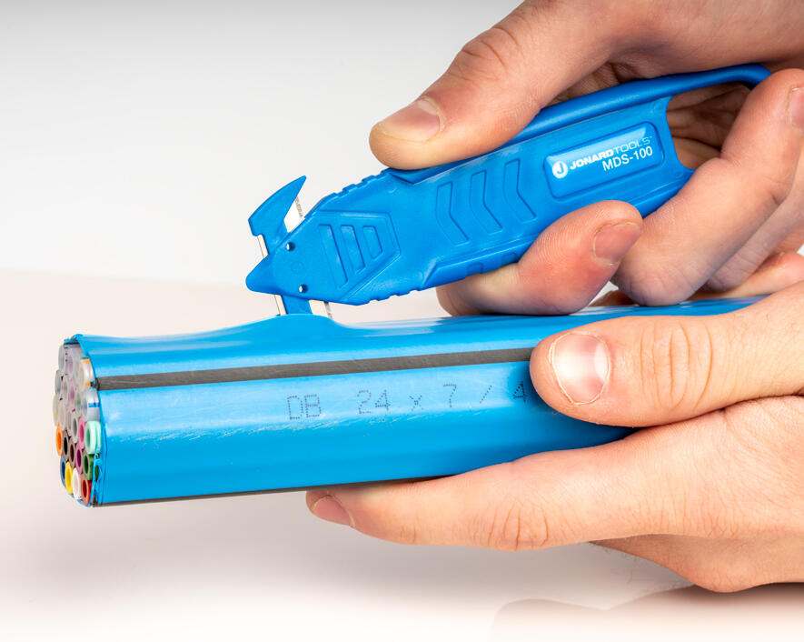 Jonard Microduct Sheath Slitting Tool from GME Supply