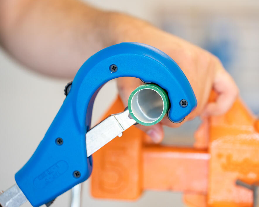 Jonard 1/4-Inch to 3-Inch Tube Cutter from GME Supply