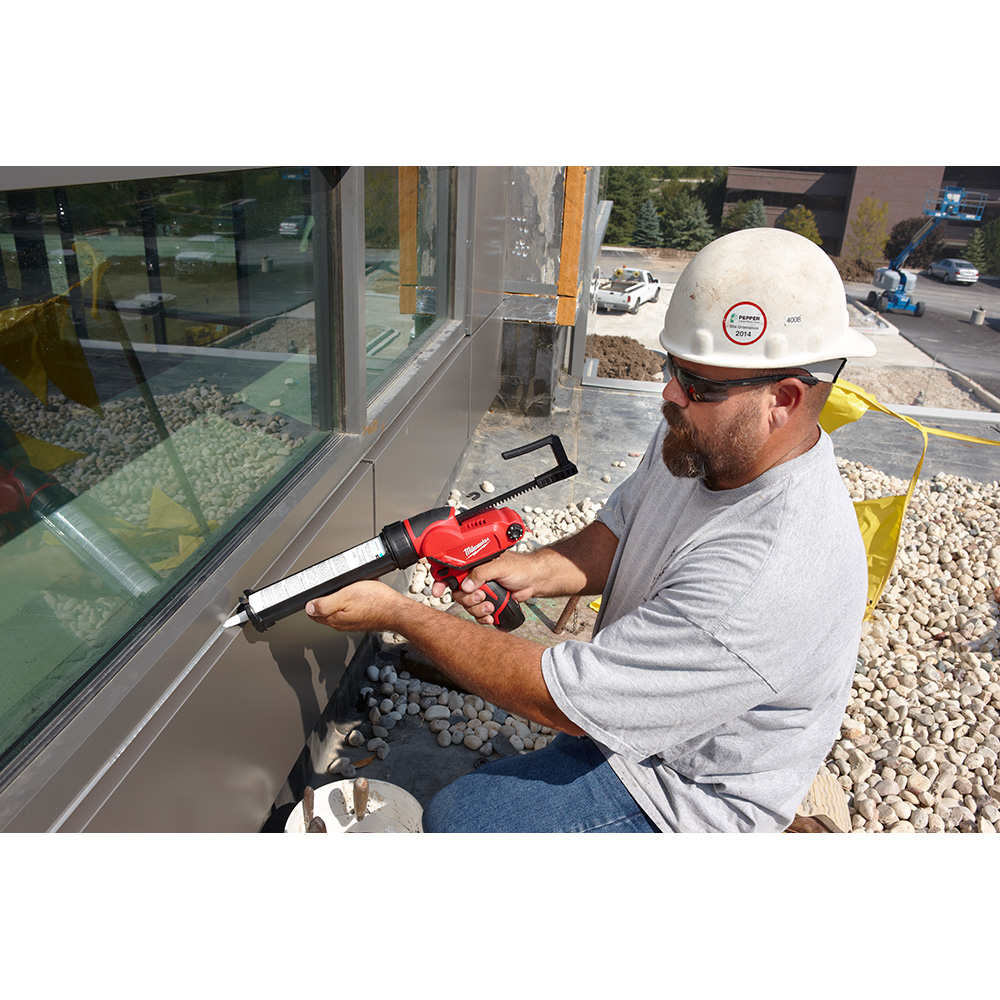 Milwaukee M12 Caulk and Adhesive Gun Kit (10 oz.) from GME Supply