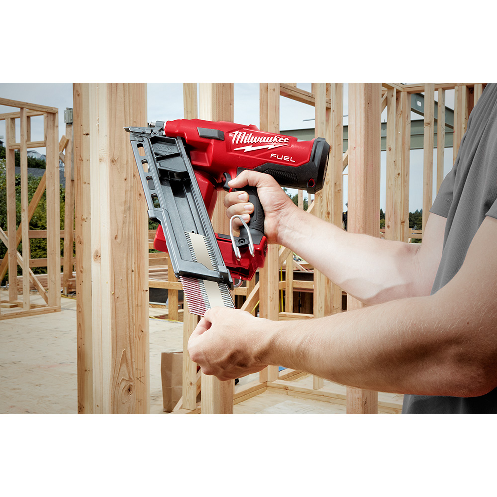 Milwaukee M18 FUEL 30 Degree Framing Nailer Kit from GME Supply
