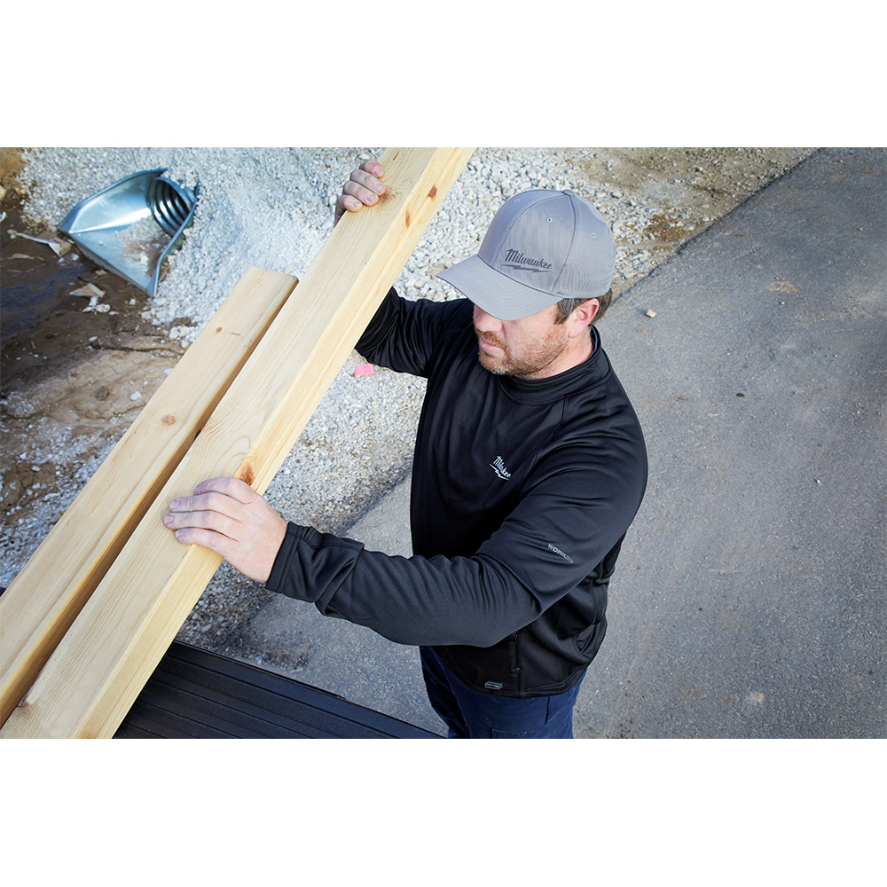 Milwaukee USB Heated WORKSKIN Midweight Base Layer from Columbia Safety