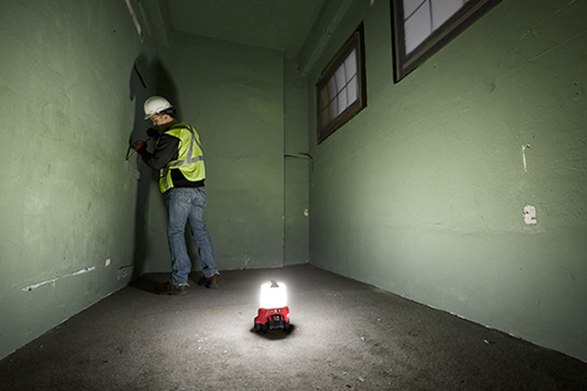 Milwaukee M18 RADIUS Compact Site Light with Flood Mode (Tool Only) from GME Supply