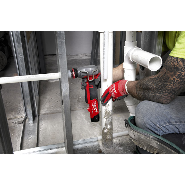 Milwaukee M12 FUEL ProPEX Expander Kit with 1/2 Inch to 1 Inch RAPID SEAL ProPEX Expander Heads from GME Supply
