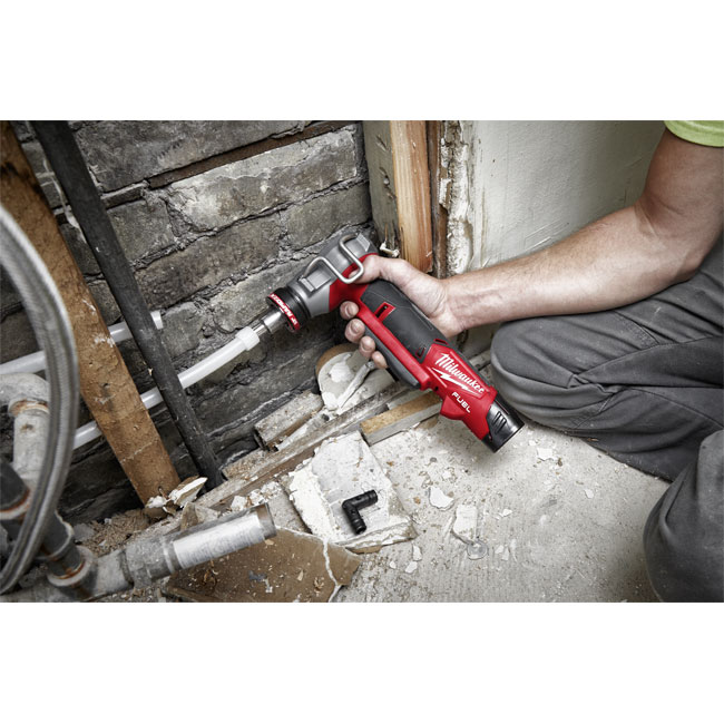 Milwaukee M12 FUEL ProPEX Expander Kit with 1/2 Inch to 1 Inch RAPID SEAL ProPEX Expander Heads from GME Supply