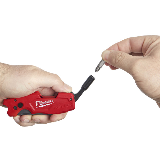 Milwaukee FASTBACK 6-in-1 Folding Utility Knife from Columbia Safety