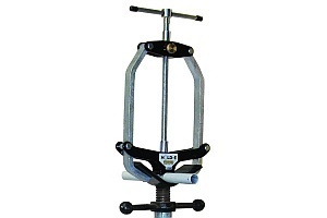 Sumner 785000 Hold-E Pipe Clamp from GME Supply