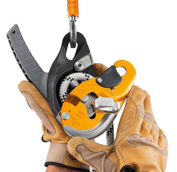 Petzl I'D EVAC Self-Braking Descender from Columbia Safety