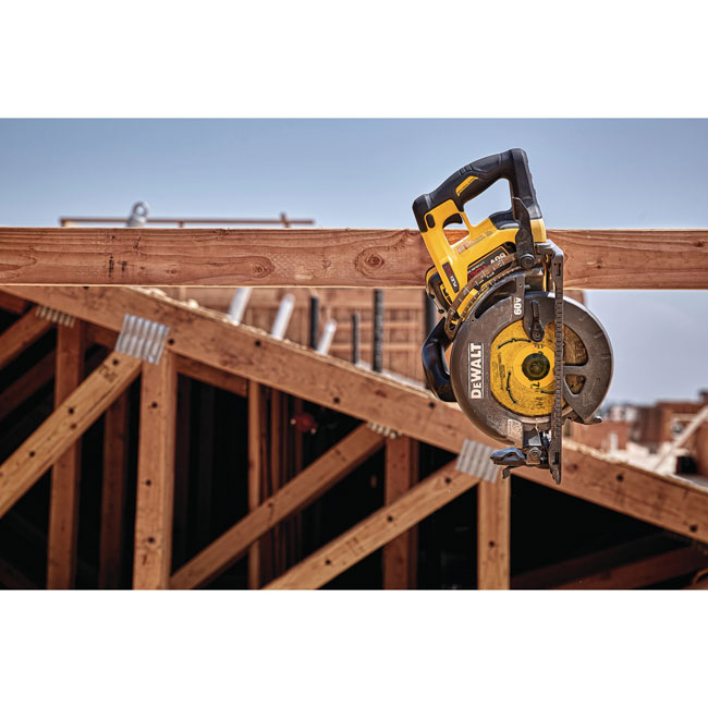 DeWALT Flexvolt 60V Max 7-1/4 in Cordless Worm Drive Style Saw with 9.0AH Battery Kit from Columbia Safety