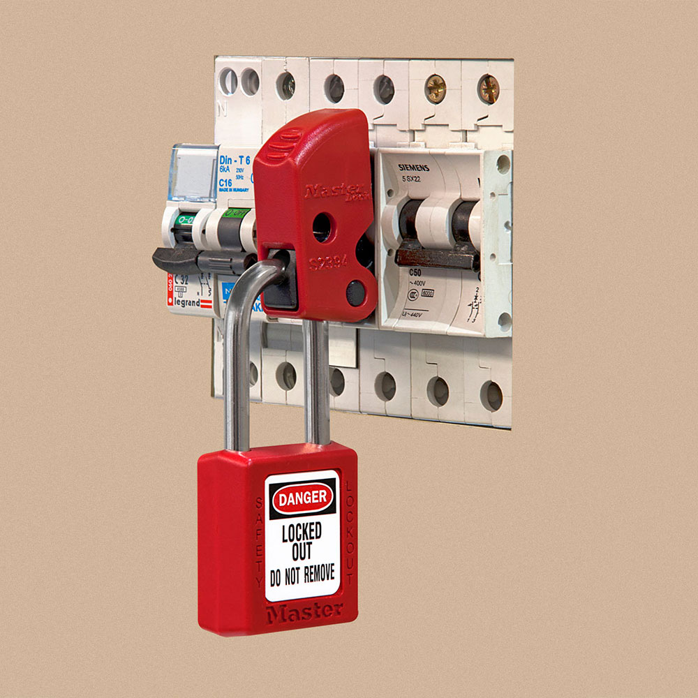 Master Lock Tool Free Universal Fit Miniature Circuit Breake from Columbia Safety