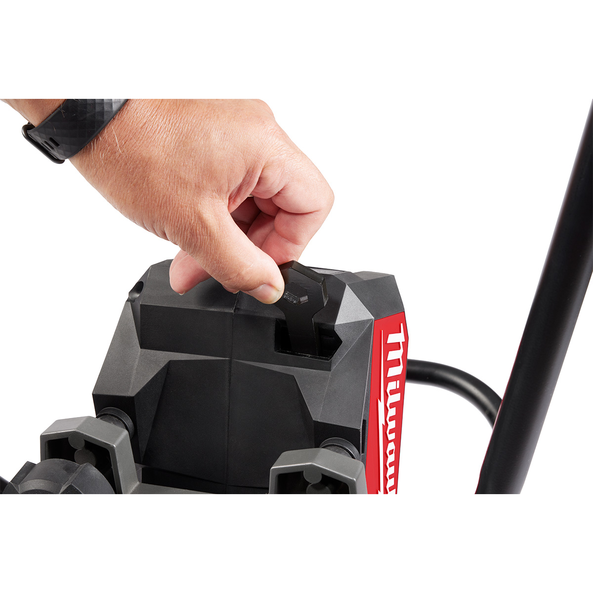Milwaukee MX FUEL Vibratory Screed Kit from GME Supply